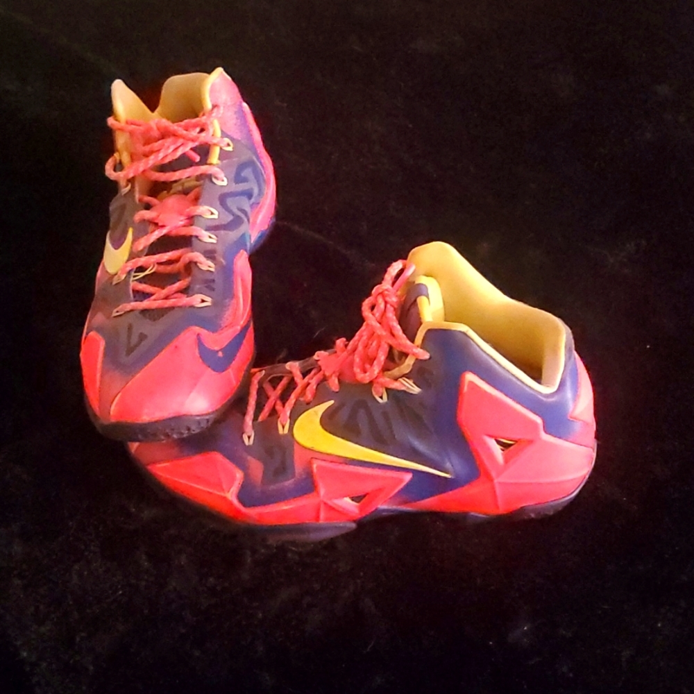 COPY - Size 12 LeBron James